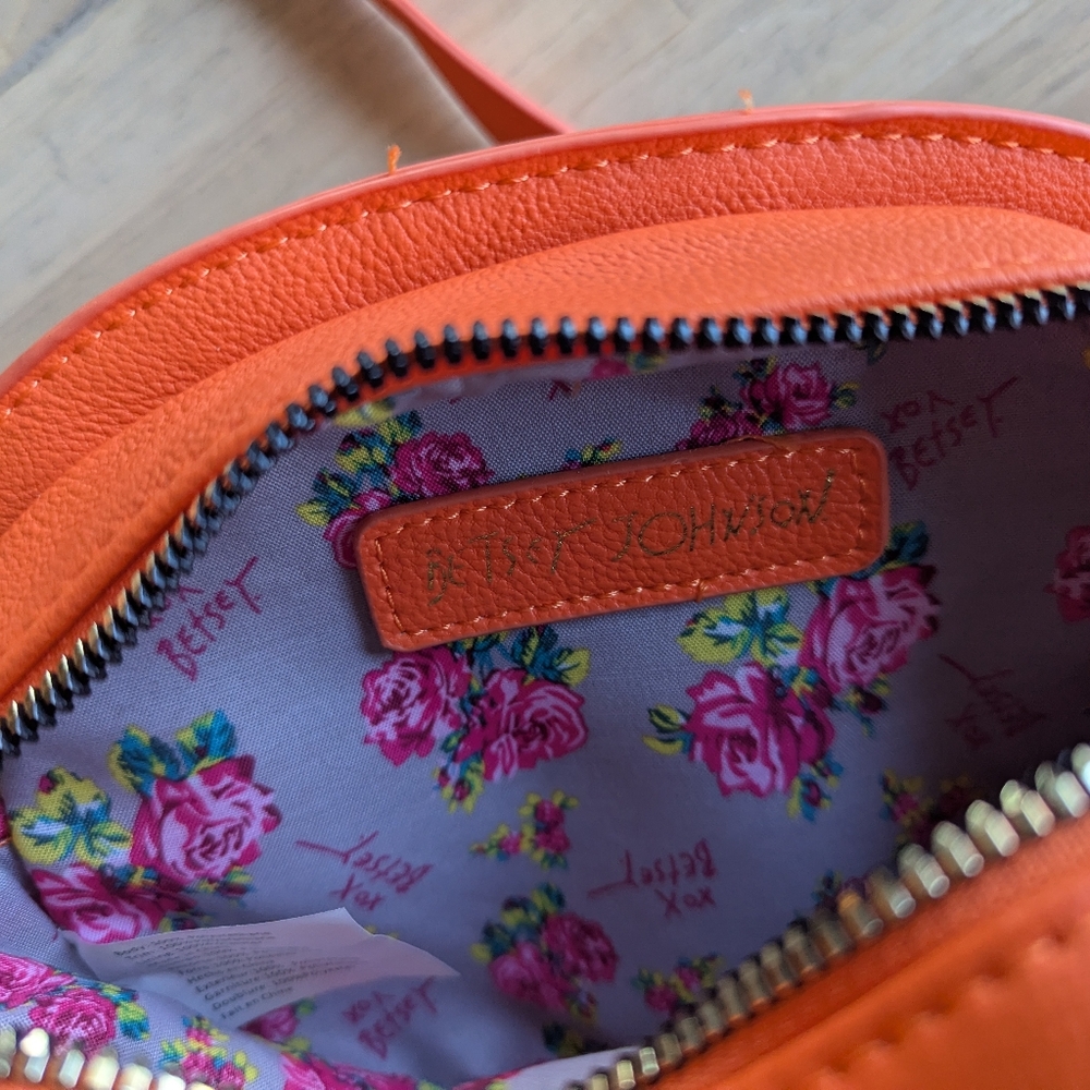 Betsey Johnson Pumpkin Purse‎ - Picture 5 of 10